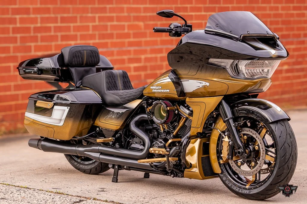 Harley Davidson エグレタンク 黒/茶金エアーブラシ！ 2024 HARLEY-DAVIDSON ROAD GLIDE CUSTOM HOT ROD BAGGER - LEVEL 5
